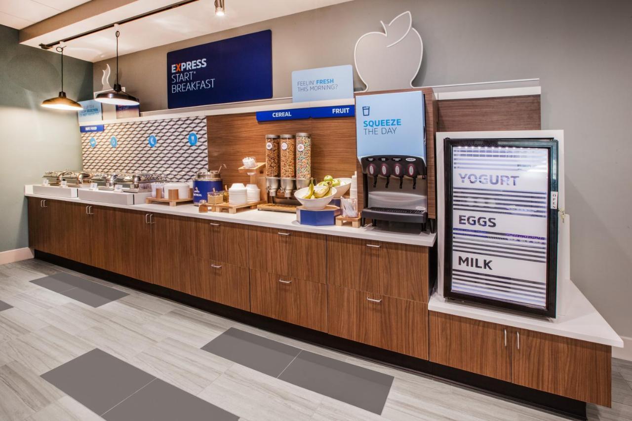 Holiday Inn Express - Dallas Downtown By Ihg Extérieur photo