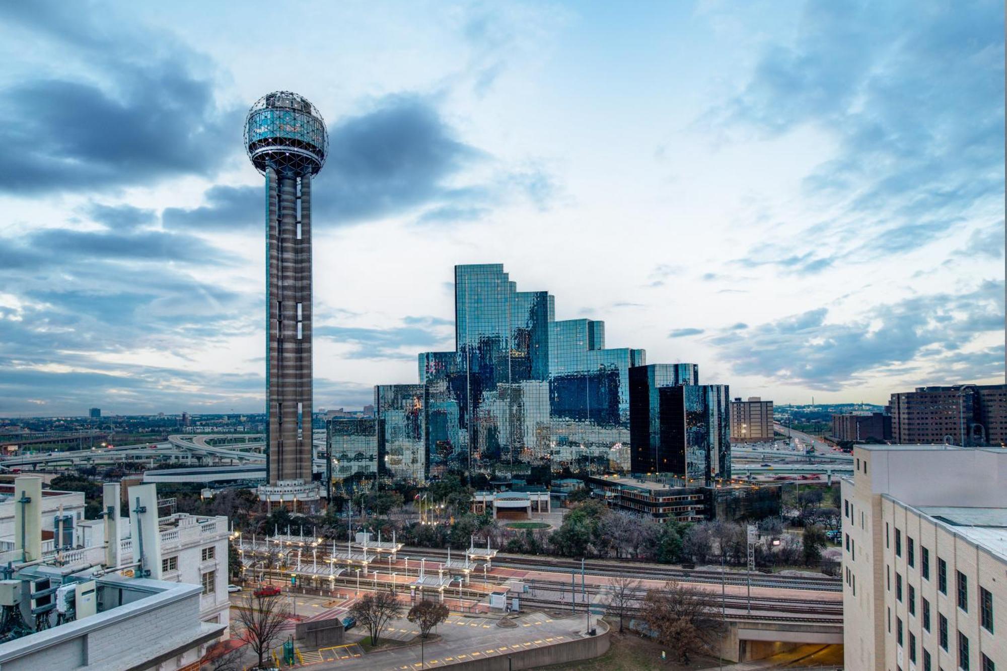 Holiday Inn Express - Dallas Downtown By Ihg Extérieur photo