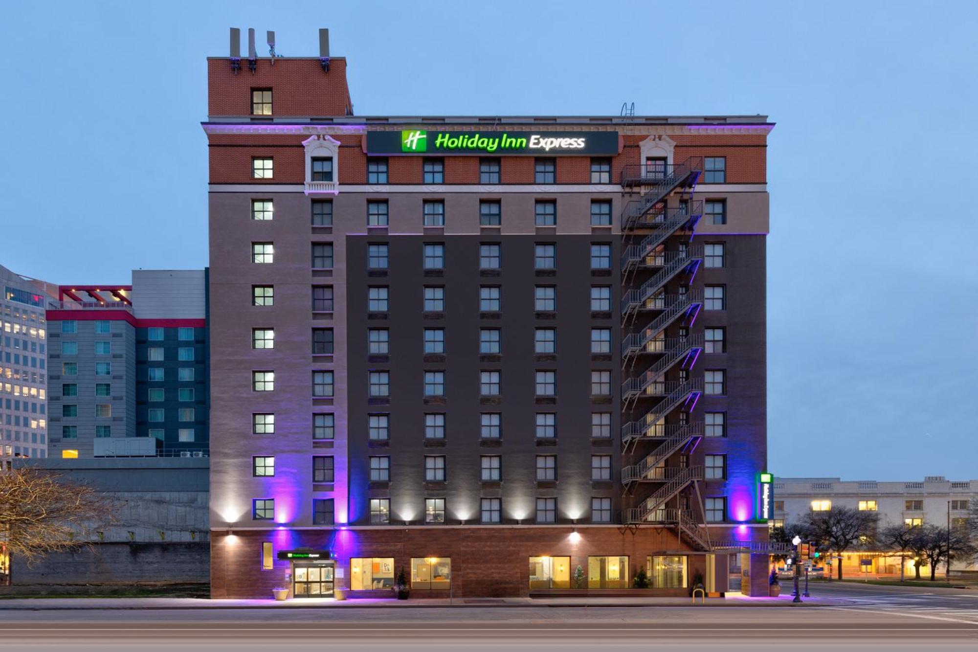 Holiday Inn Express - Dallas Downtown By Ihg Extérieur photo